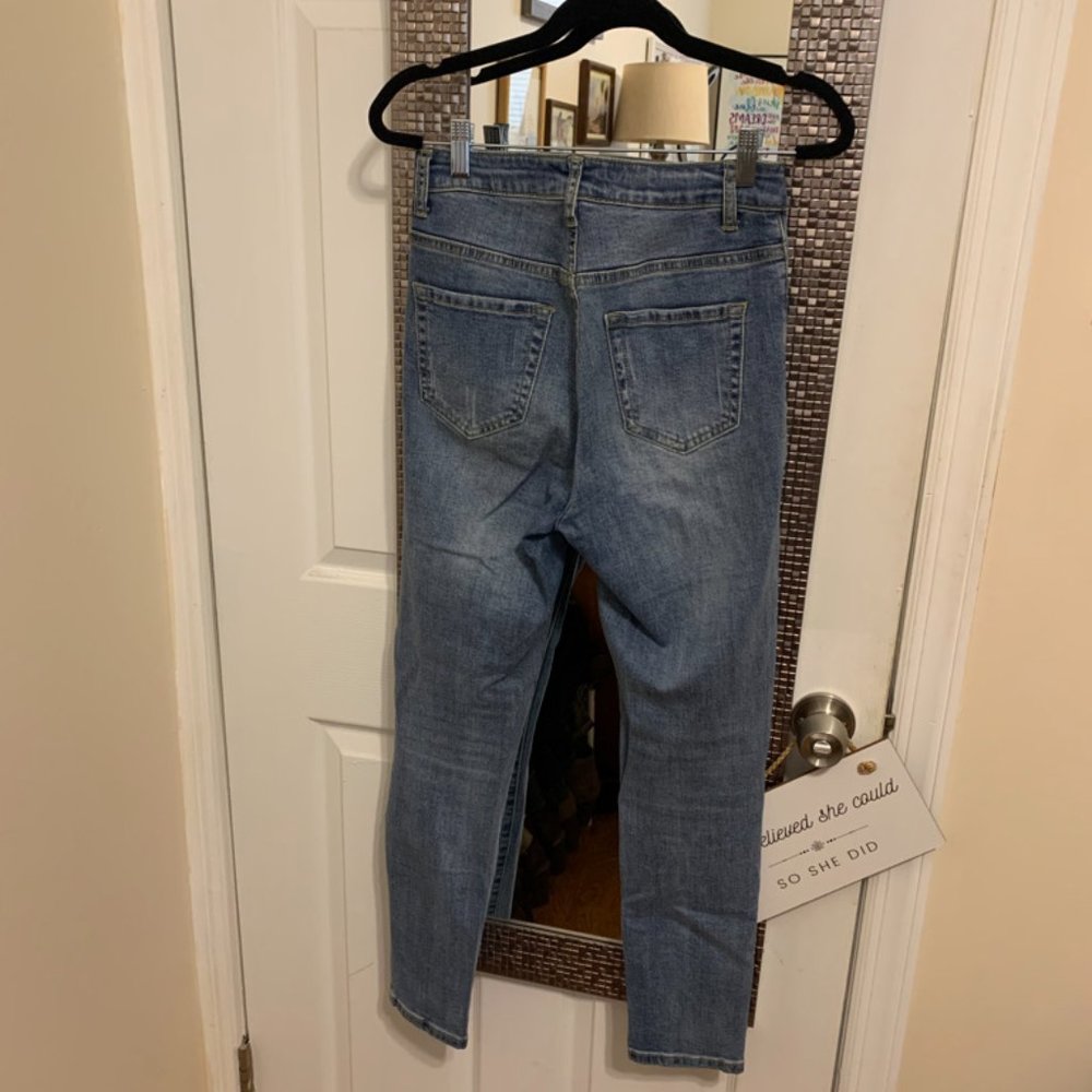 High Rise Skinny Jeans - Picture 3 of 4